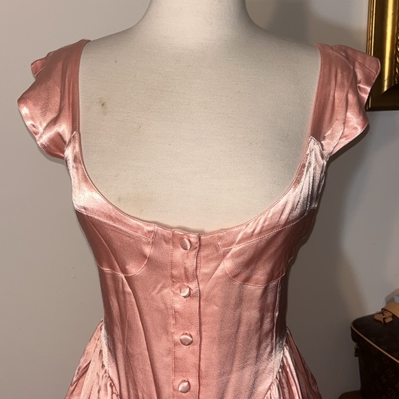 Vanessa Mooney - Picture 5 of 11